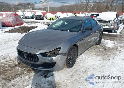 2019 Maserati Ghibli z USA, uszkodzony, nr VIN ZAM57XSAXK1320810